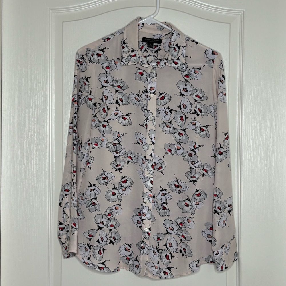Banana Republic Dillon Classic-Fit Light Pink and Grey Floral Shirt